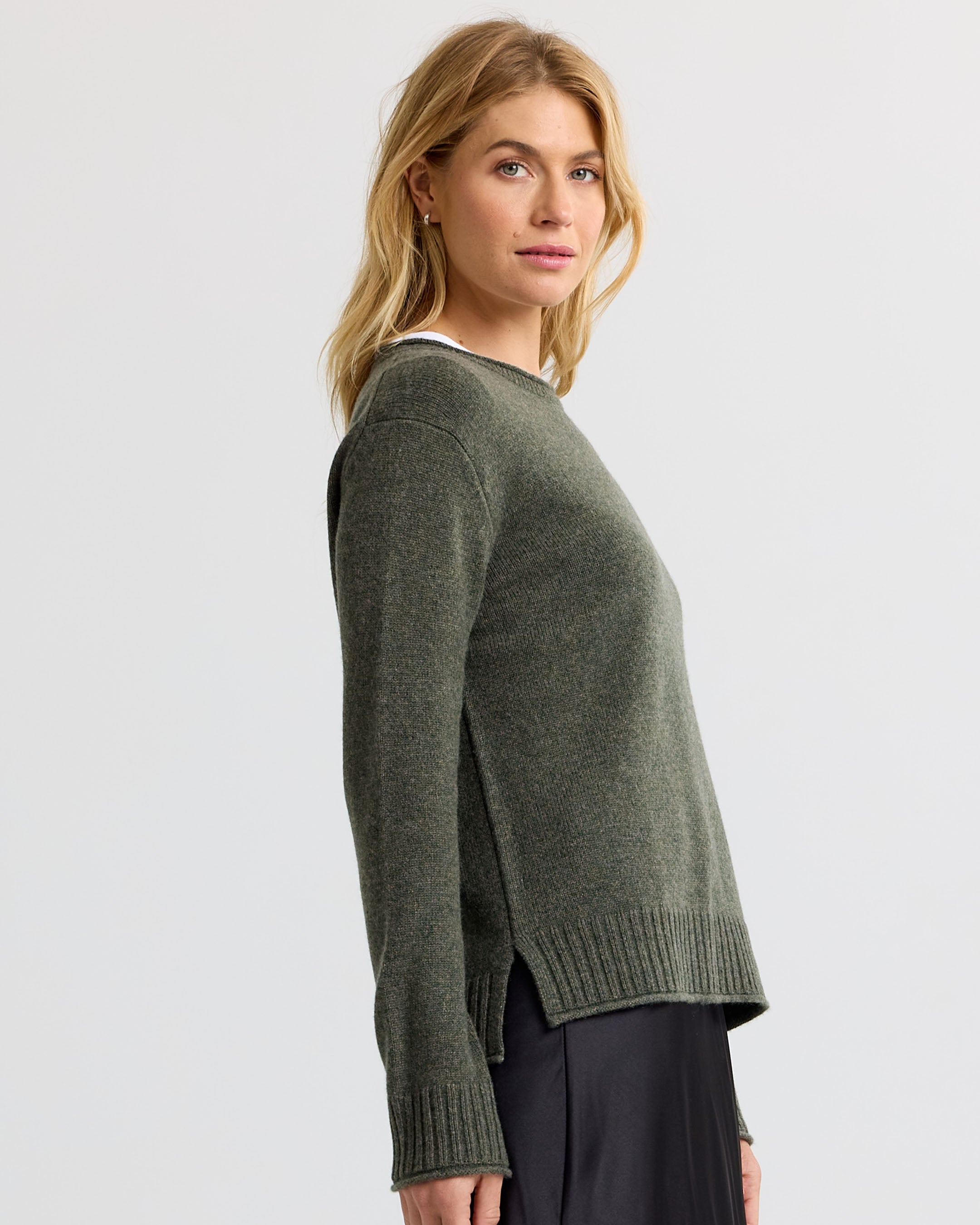 Essential Cashmere Crew